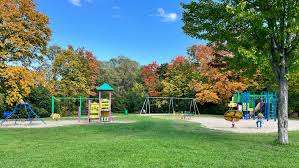 Coronation Park Playground – Bild 1