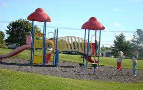 Broidy Park Playground – Bild 3