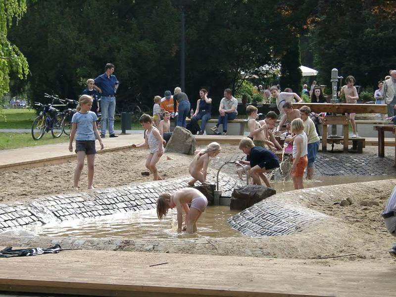 Wasserspielplatz – Bild 2