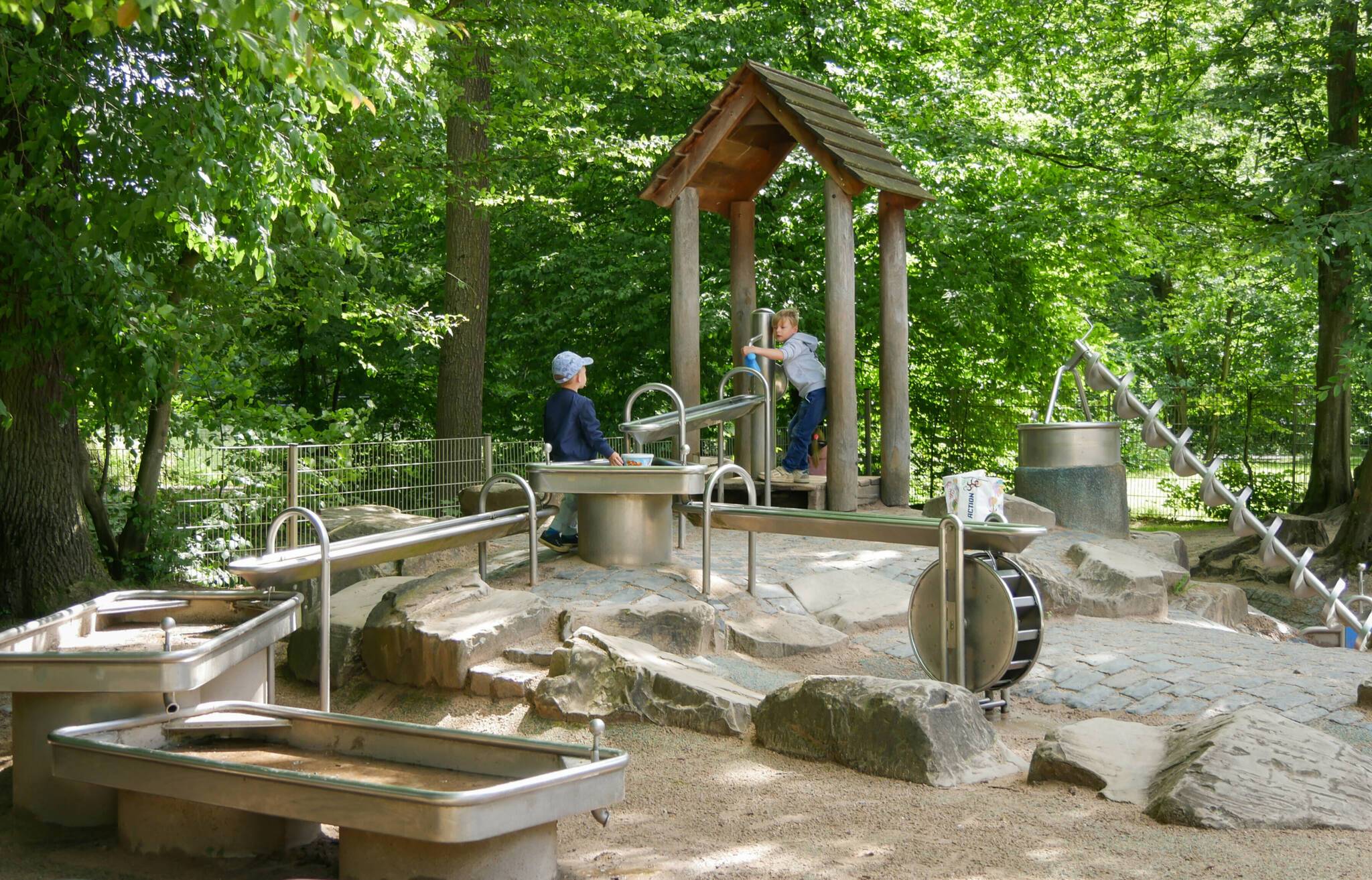 Park der Sinne an der Burg Wissem – Bild 3