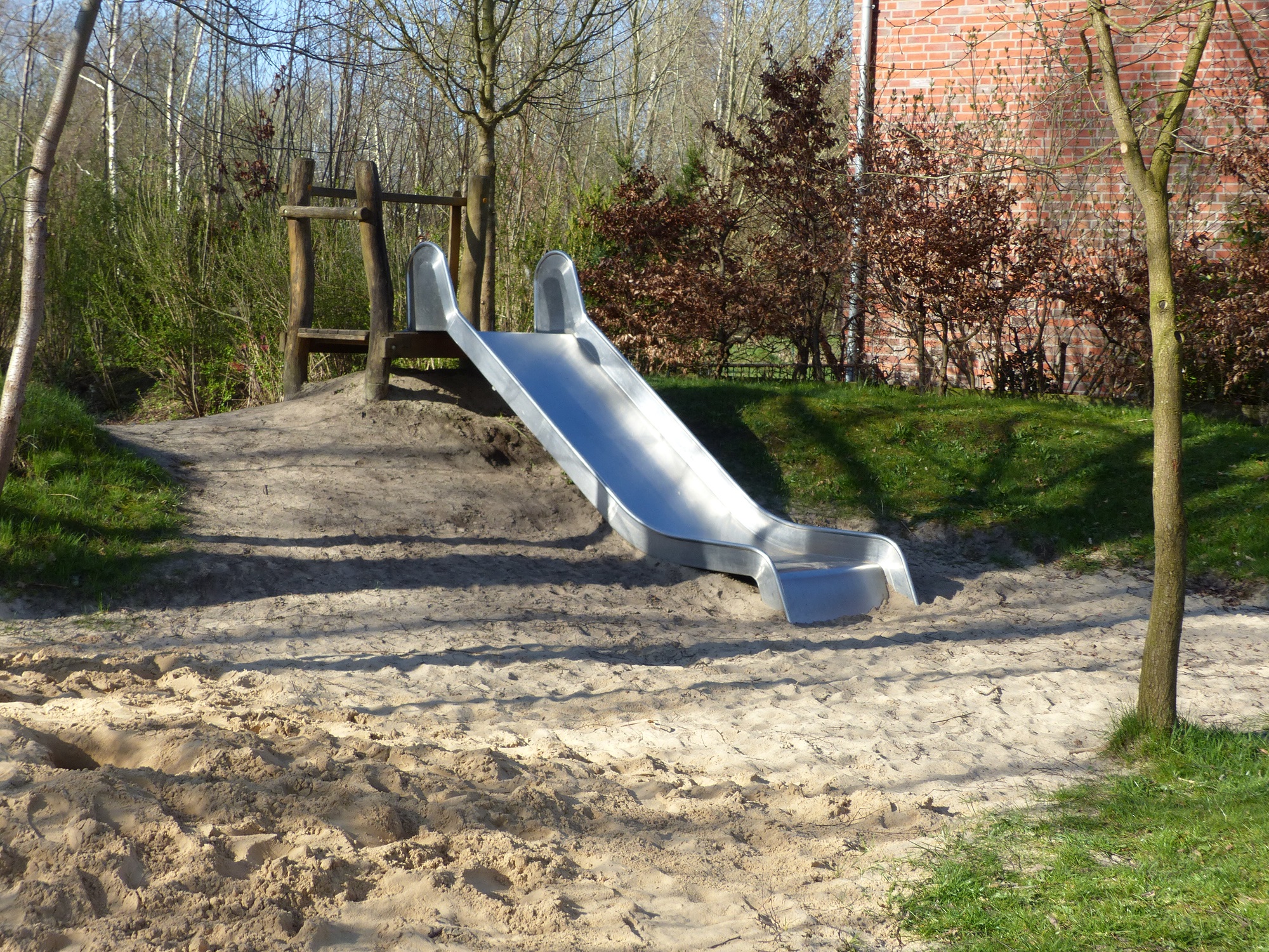 Spielplatz Carl-von-Ossietzky-Weg – Bild 3
