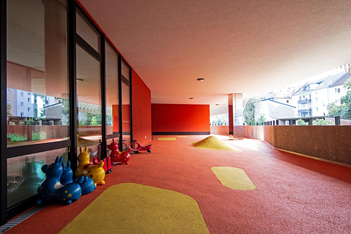 Haus für Kinder Unterm Blätterdach – Bild 3