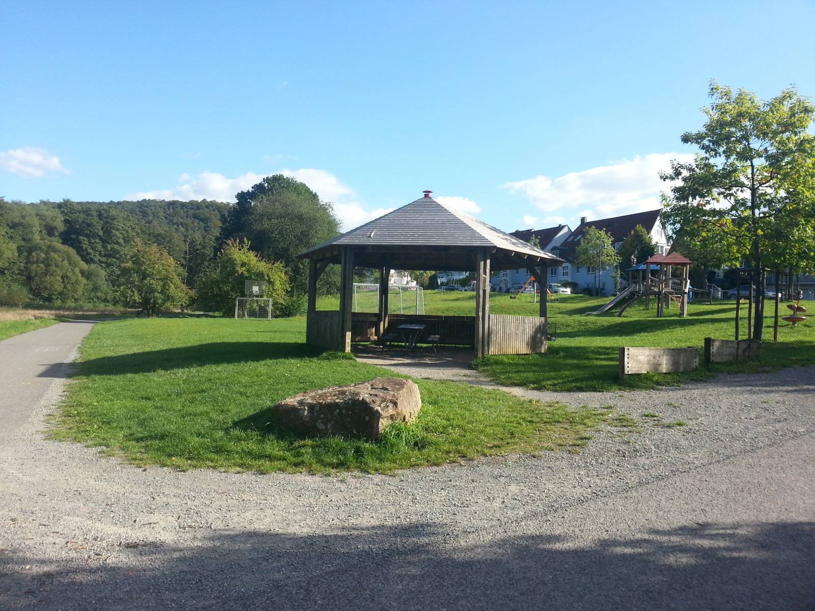 Spielplatz Geschwister-Scholl-Ring – Bild 4