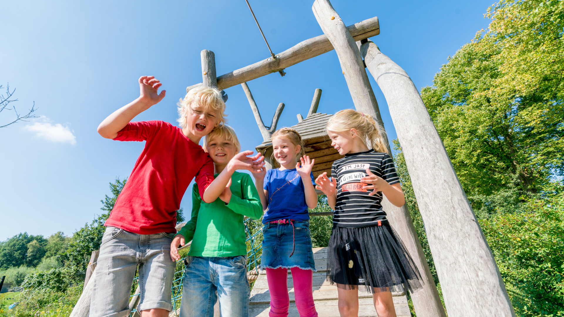 Kinder Spielplatz – Bild 2