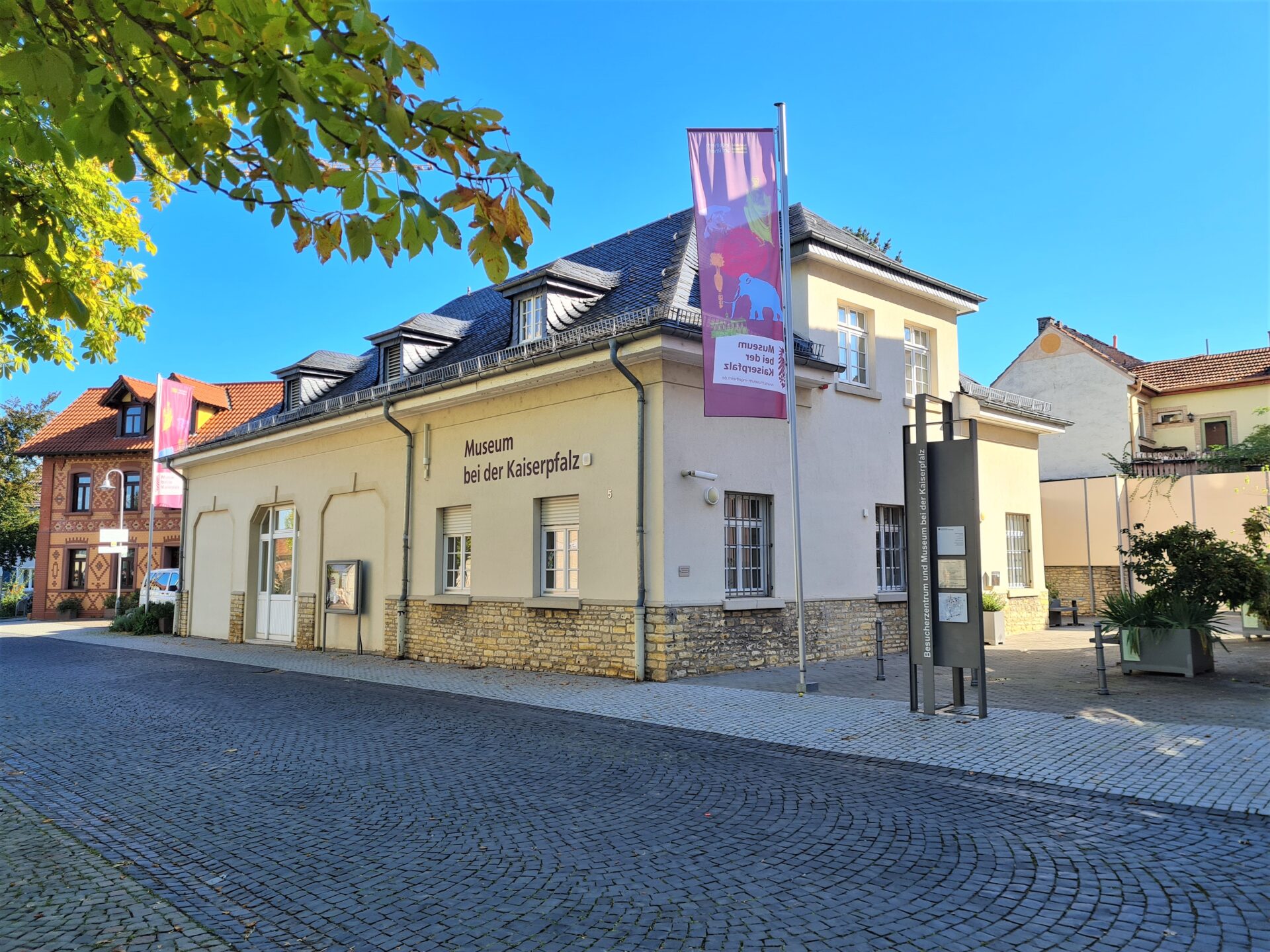 Museum bei der Kaiserpfalz – Bild 1