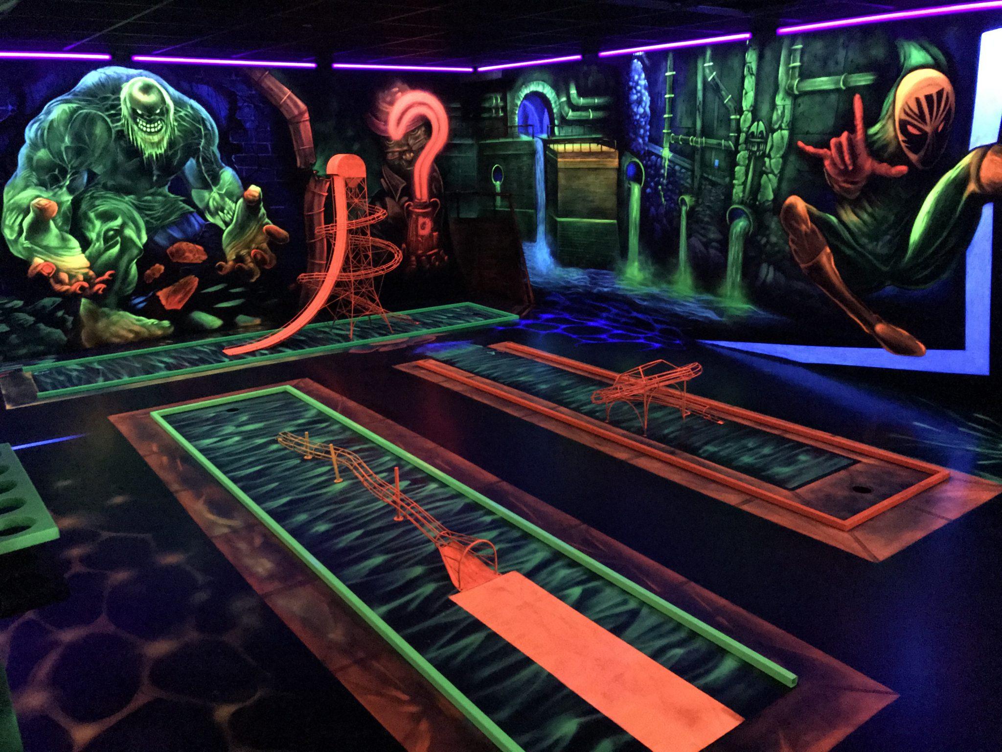 Schwarzlichthelden Minigolf – Bild 2