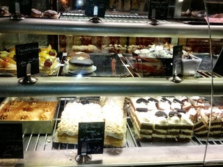 Tsimpo Café Konditorei – Bild 4