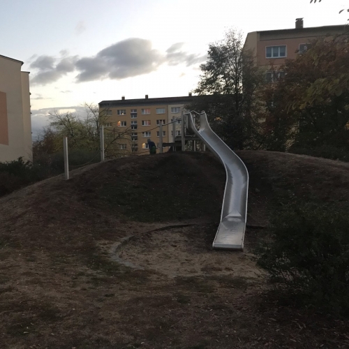 Spielplatz Hermann-Hesse-Straße Radebeul Ost – Bild 1