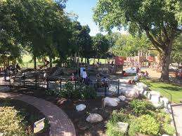 Douglas Park Playground – Bild 5