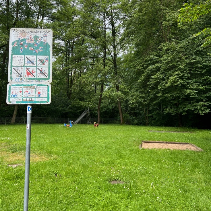 Spielplatz – Bild 1