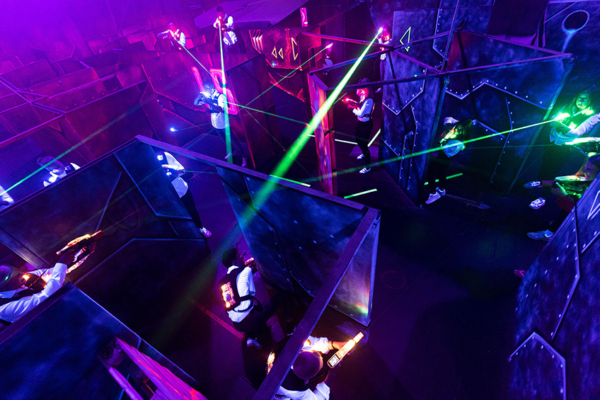 funXperience Bad Oeynhausen | LaserSports, NeonGolf, Mission: Room Escape – Bild 2