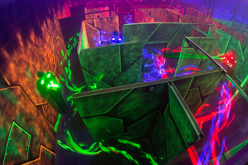 funXperience Bad Oeynhausen | LaserSports, NeonGolf, Mission: Room Escape – Bild 5