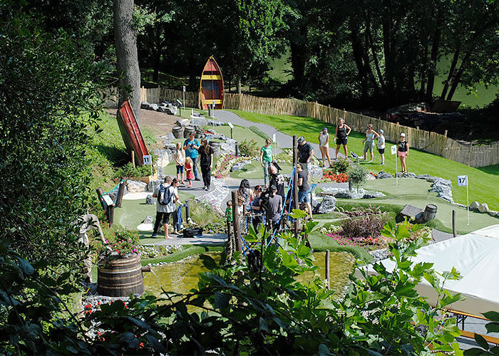 Adventure Golf Alsdorf; Boots-House; BBQ-Boote – Bild 6