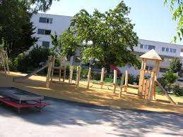 Place de jeu de Riant-Mont – Bild 4