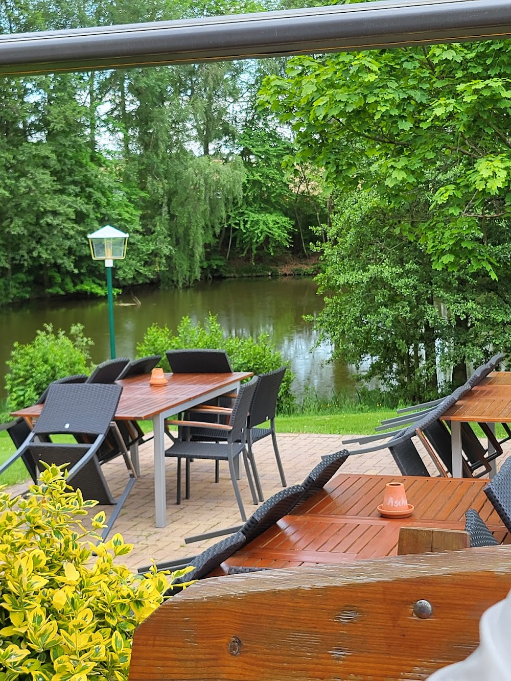 Zur Waldschänke - Enrico Röhrsch – Bild 1