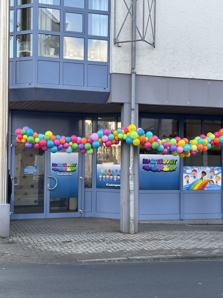 Kunterbunt - Kinderspielcafé – Bild 1