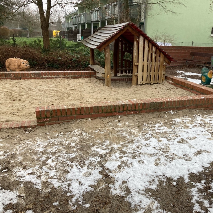 Spielplatz – Bild 6