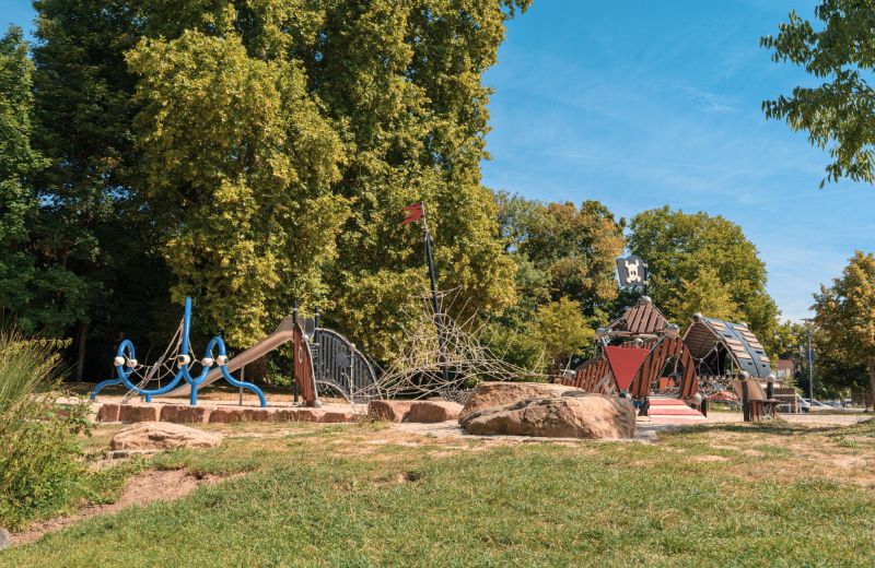 Spiel- und Bolzplatz – Bild 4