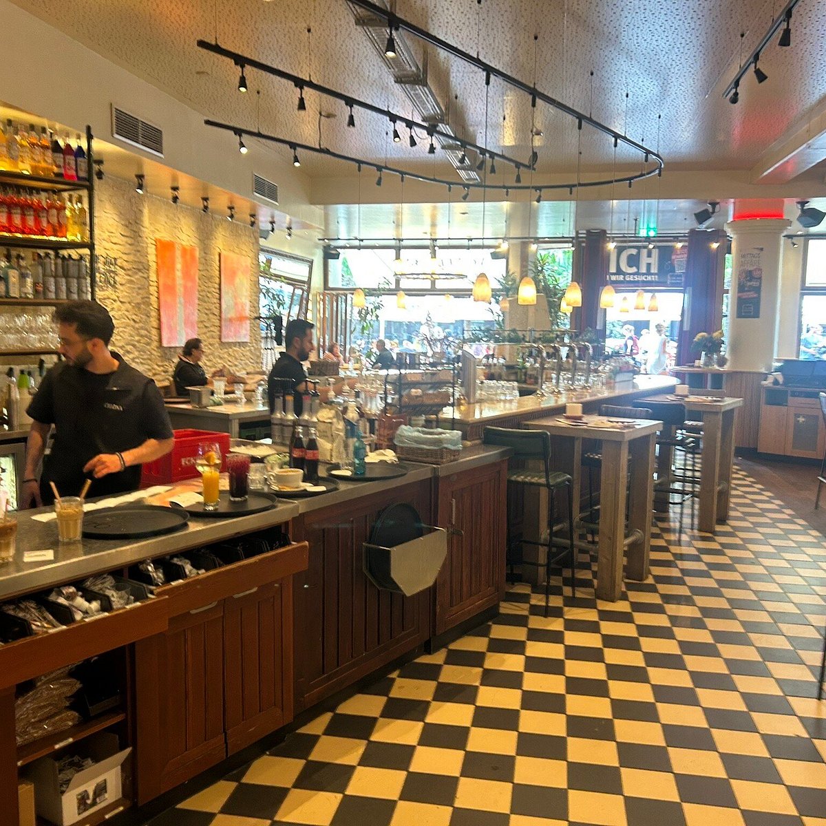 Cafe & Bar Celona Oldenburg Innenstadt – Bild 6