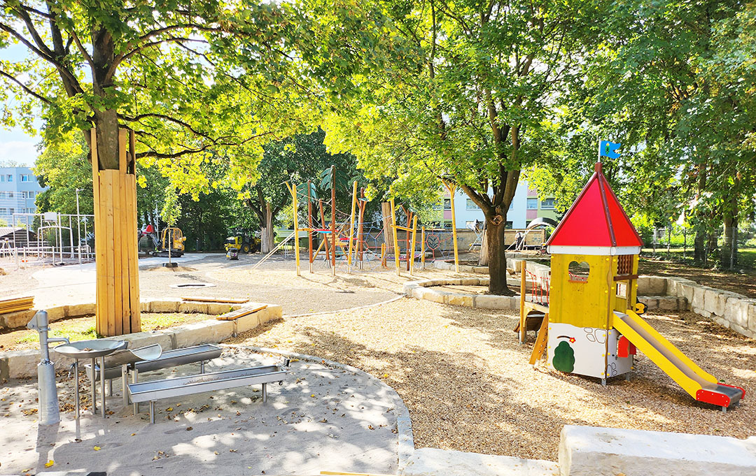 Spielplatz – Bild 3