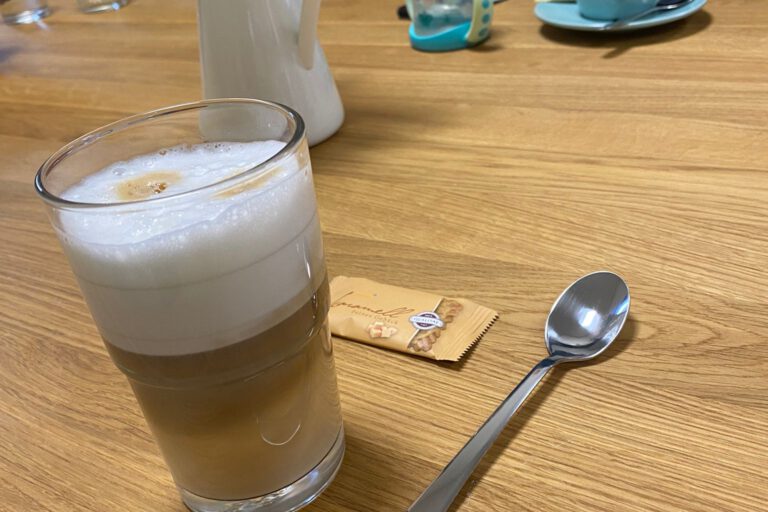 Eck-Café – Bild 3