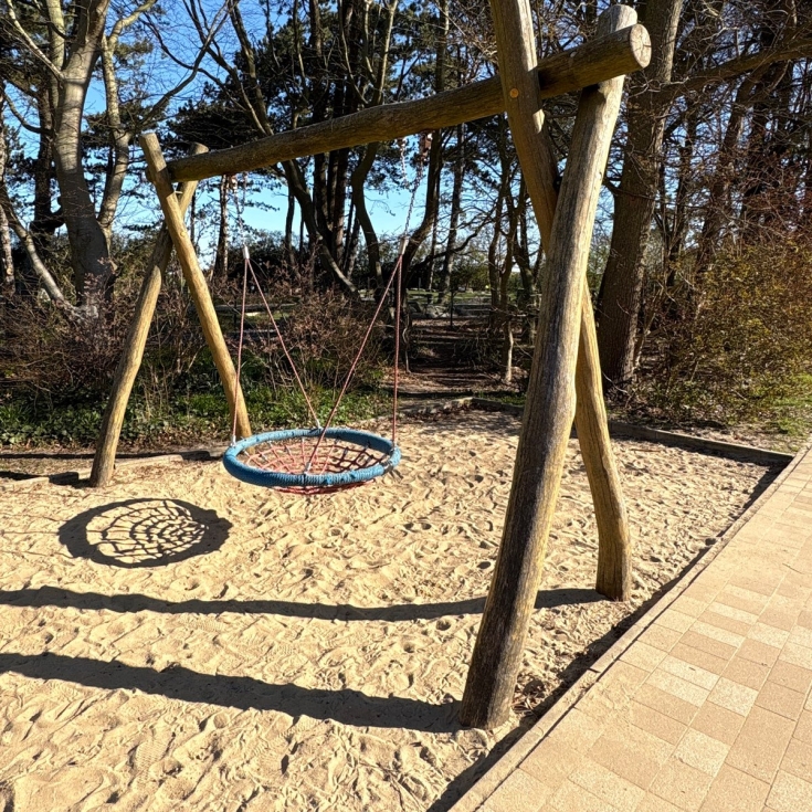 Spielplatz – Bild 4