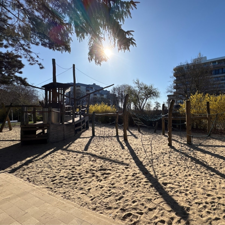 Spielplatz – Bild 6