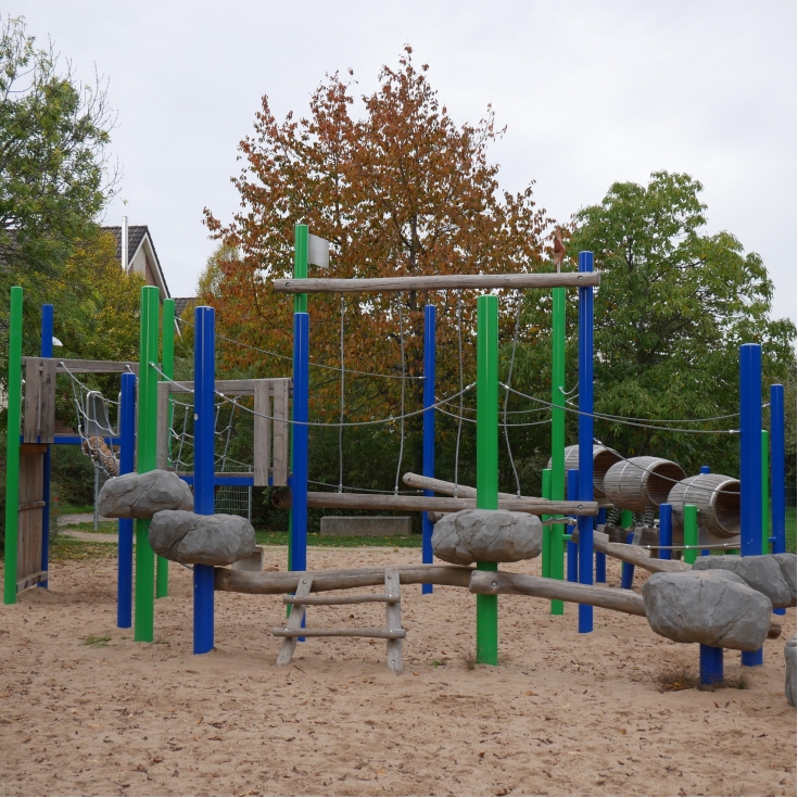 Spielplatz Elsa-Brandström-Straße – Bild 1