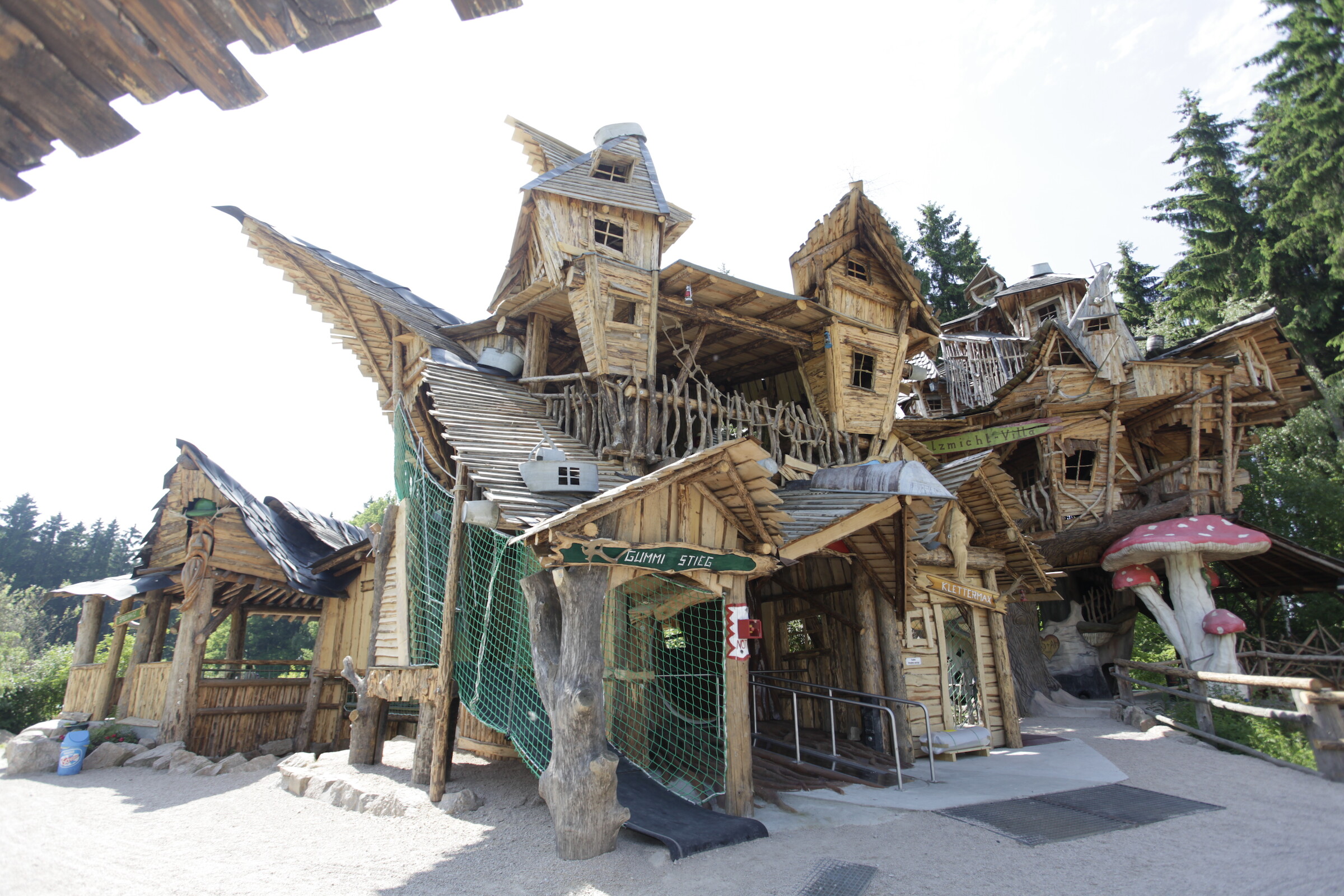 Crazy House – Bild 3