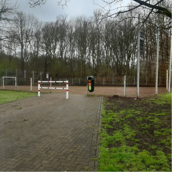 Bolzplatz – Bild 5