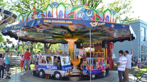 Kinder Karussell – Bild 3