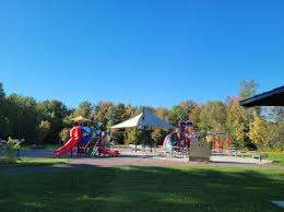 Parc Pauline Frizzell Park – Bild 6