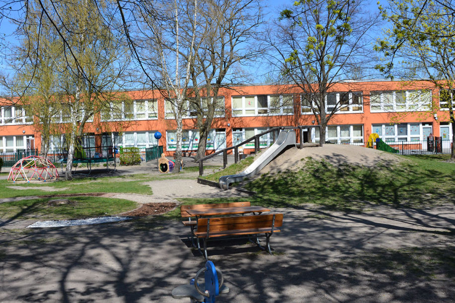 Spielplatz – Bild 3