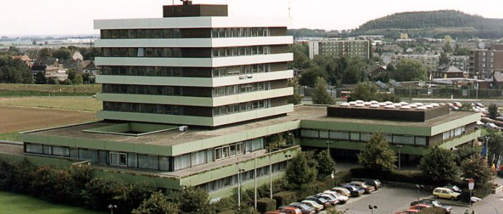 Identitäts-Platz Rathaus – Bild 2