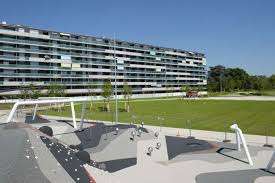 Place de jeux du parc des Gustave & Leonard Hentch – Bild 3