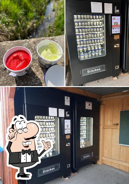 Landeis - Bauernhof-Eis-Automat – Bild 3