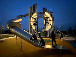 Playground – Bild 4