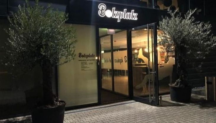 Bolzplatz – Bild 6