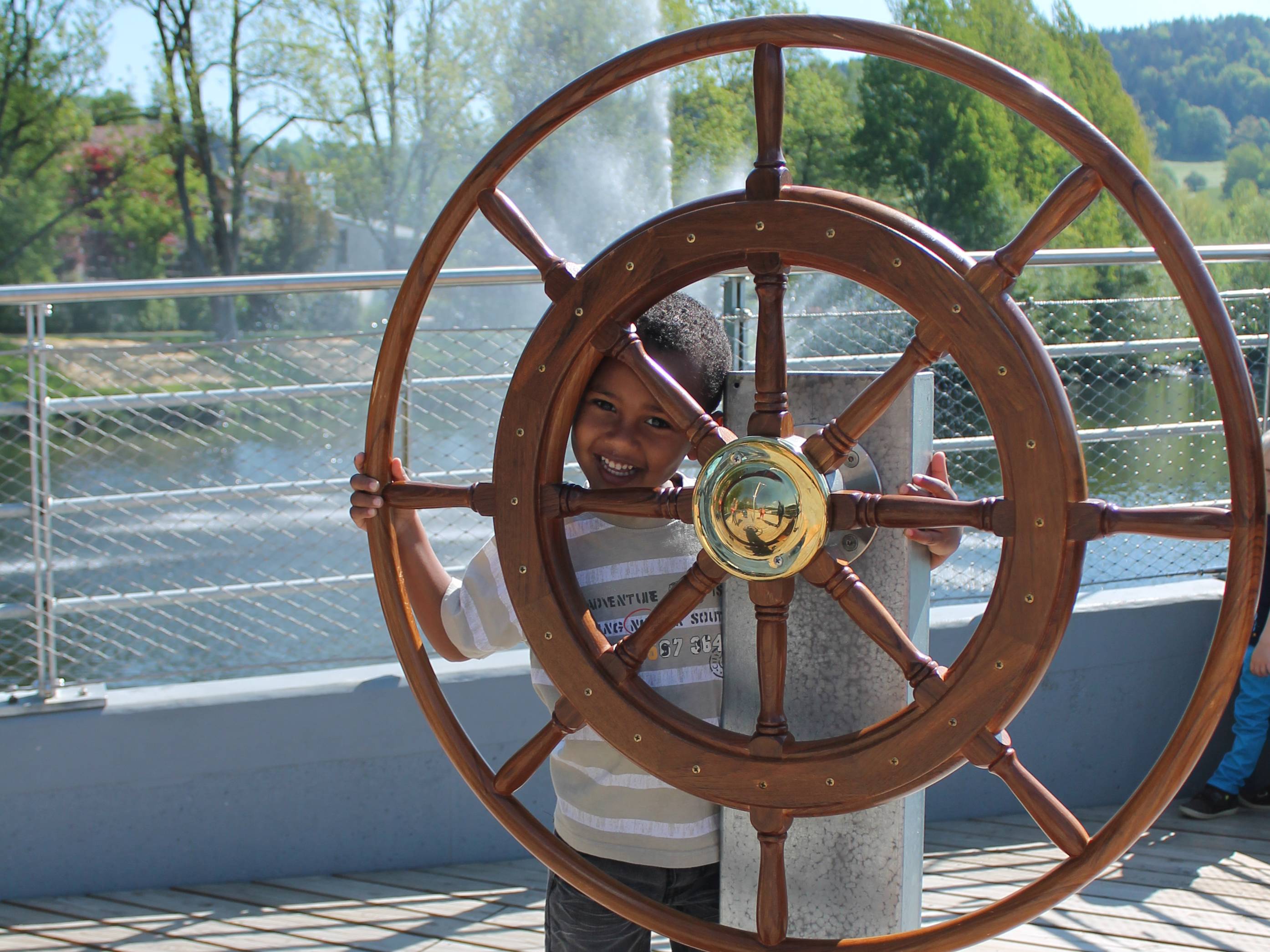 BÄRTA - DAS SCHIFF AM SEE – Bild 2
