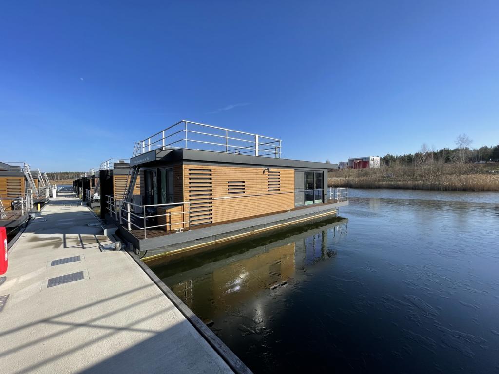 BÄRTA - DAS SCHIFF AM SEE – Bild 3