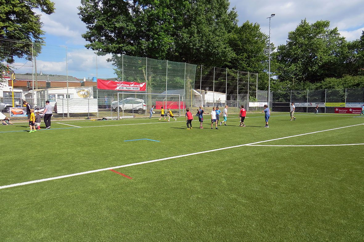 Sportplatz Hüllenberg – Bild 2
