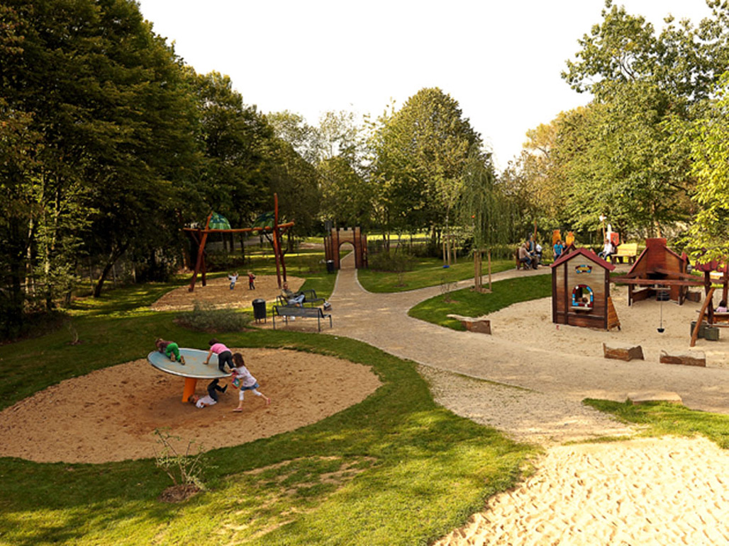 Spielplatz am Wildpark – Bild 2