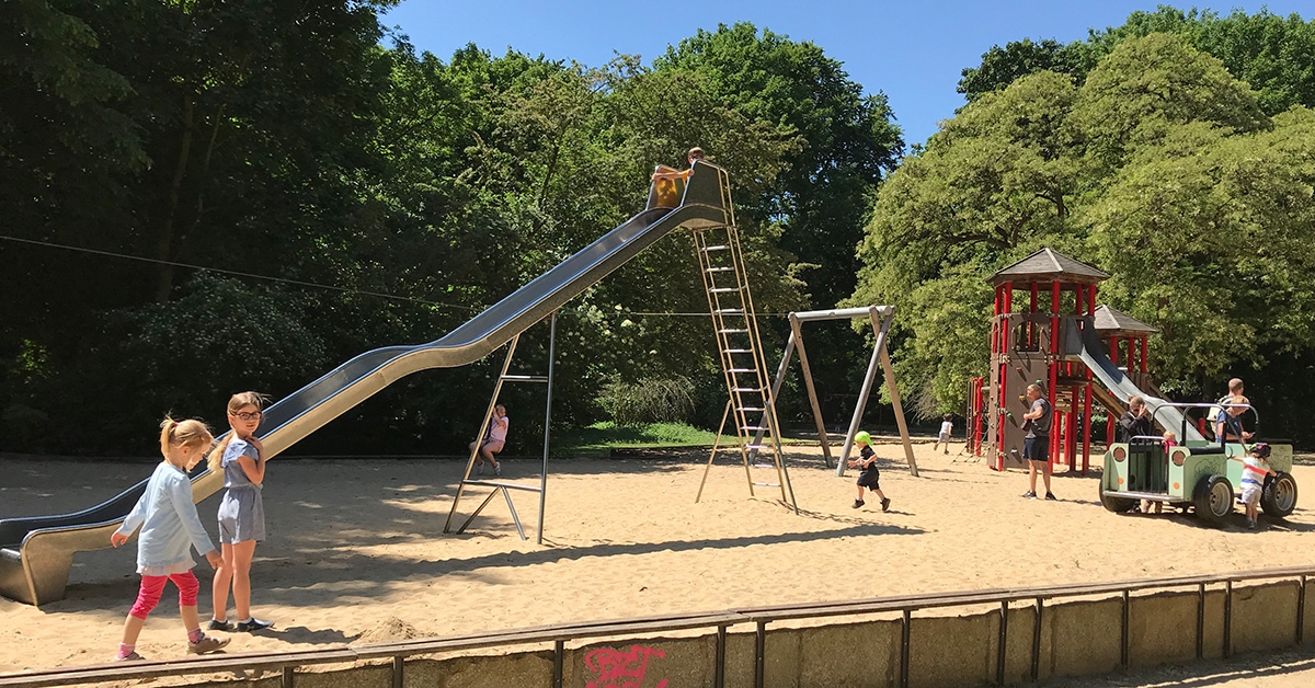 Kinderspielplatz Tiergarten – Bild 1