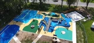 St. Theresa Park/Park of Hope Playground – Bild 2