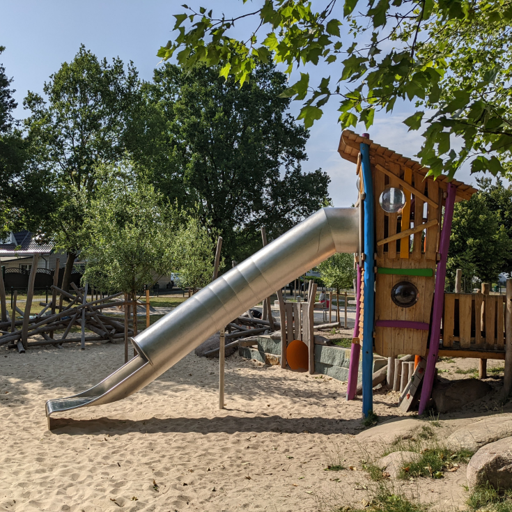 Spielplatz Trakehner Str. – Bild 2