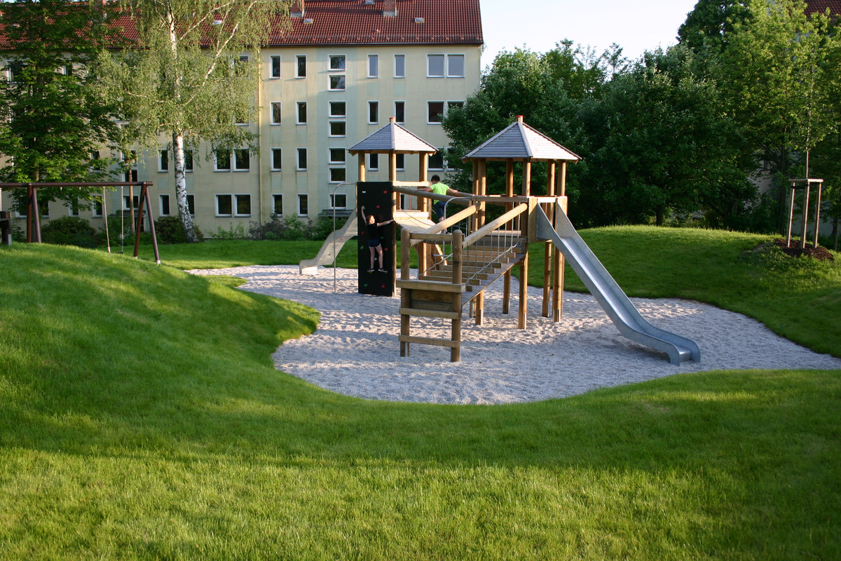 Rotdornweg Spielplatz – Bild 1