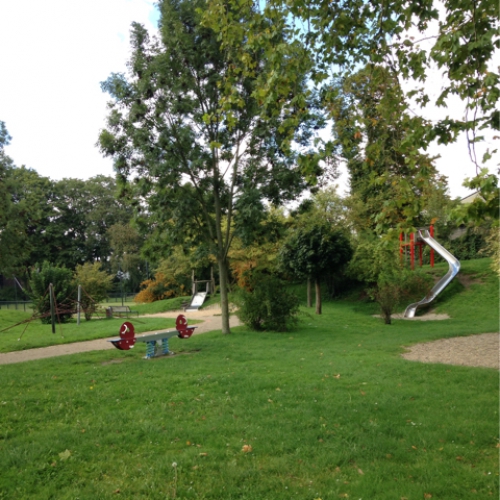 Spiel- und Bolzplatz Hardenbergstraße – Bild 1