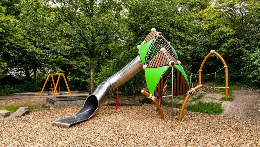 Spielplatz – Bild 1