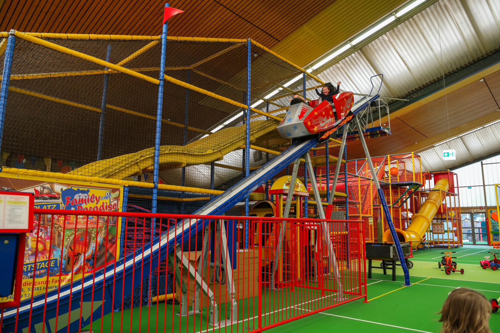 Family Paradise Hallenspielplatz – Bild 2