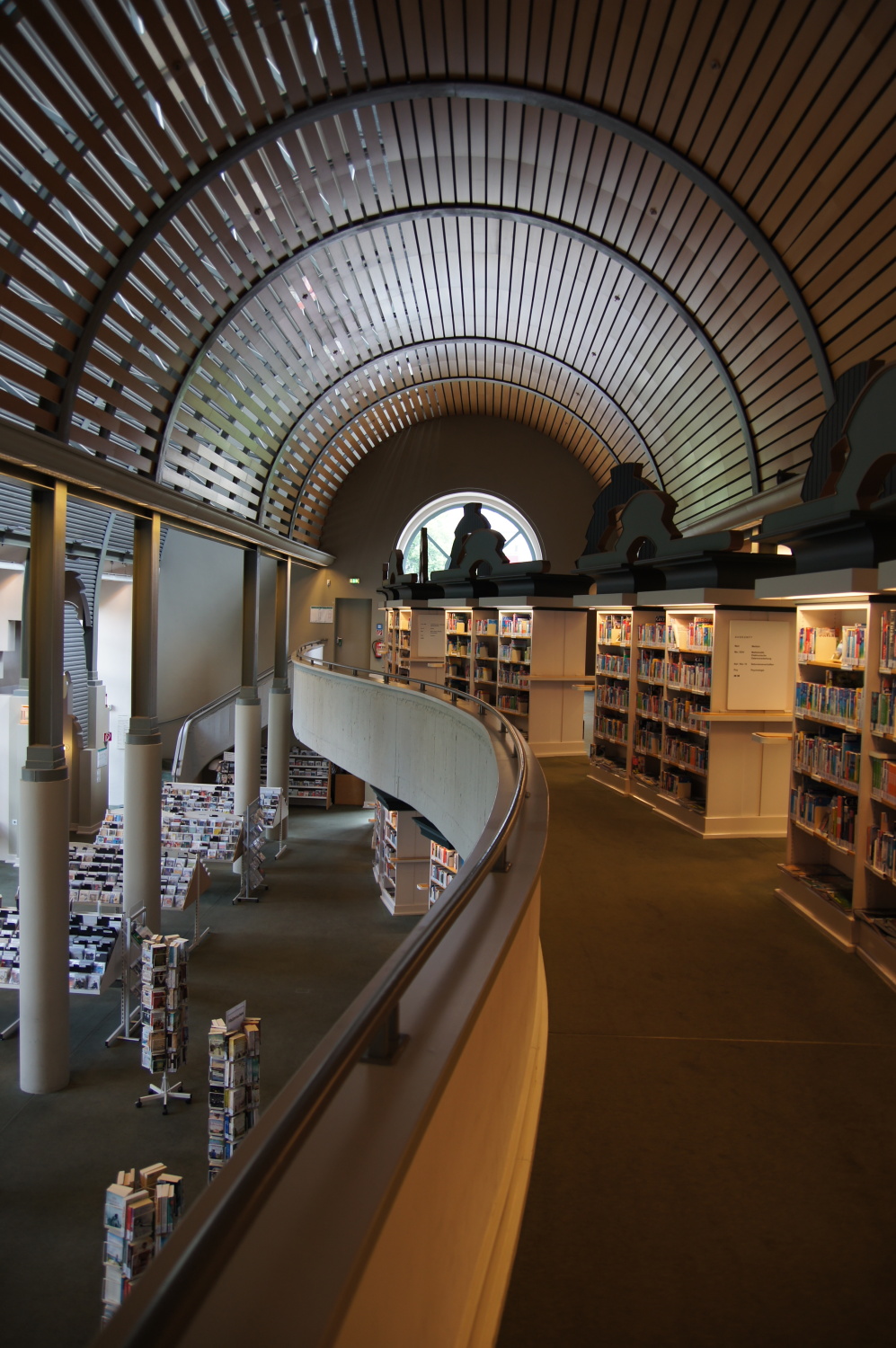 Stadtbibliothek Reinickendorf, Stadtteilbibliothek Frohnau – Bild 3